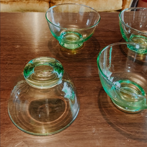 Retro Mid Century Pedestal Glass Bowls - Picture 7 of 8